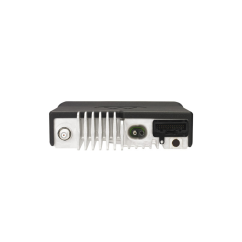 MOTOTRBO DM4400e, 136-174 MHz, 99 kanálů, 25 W, IP54